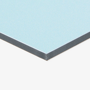 Alu-Dibond Firmenschild im Plattendruck mit Steinschlagfolie – kratzfester Oberflächenschutz von TipTopDruck