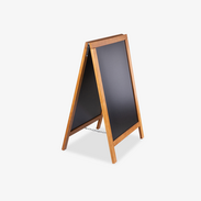 A-förmiger Kundenstopper aus hochwertigem Holz mit aufklappbarer Kreidetafel